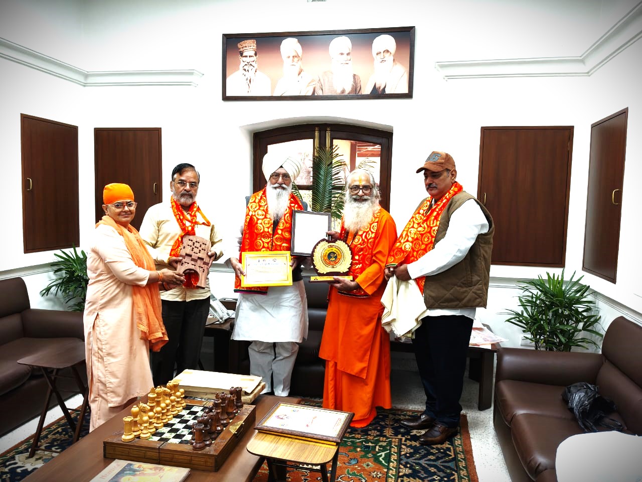 Honouring Maharaj Shree Baba Gurinder Singh Ji Maharaj(Radha Swami Pramukh Guru Maharaj)